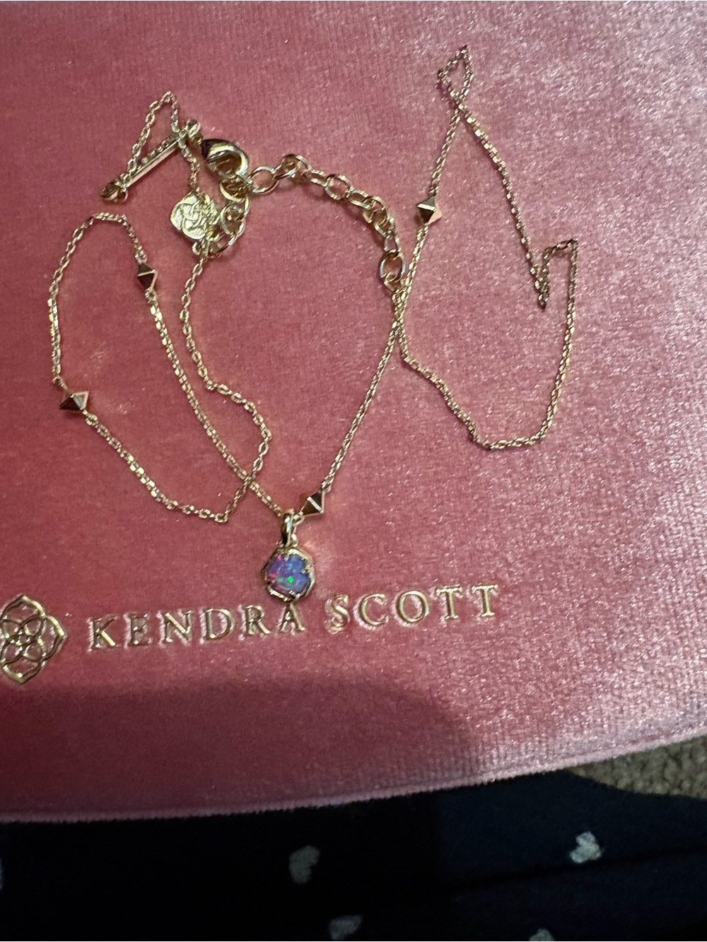 Kendra Scott Gold Necklace Lilac Opal  Pendant